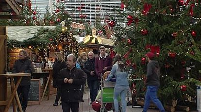eroeffnung-winter-weihnachtsmarkt-flughafen-muenchen-terminal-2